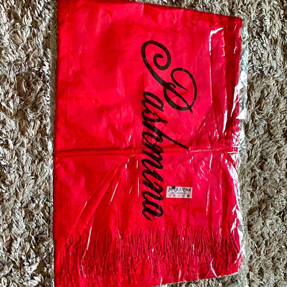 Brand new pashmina scarf. Great doe gifts. Red color